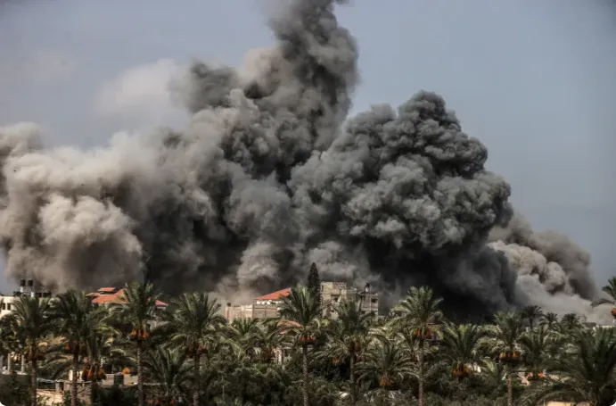 Israel bị chia rẽ, cô lập sau 2 năm chiến tranh ở Gaza - Ảnh 1.