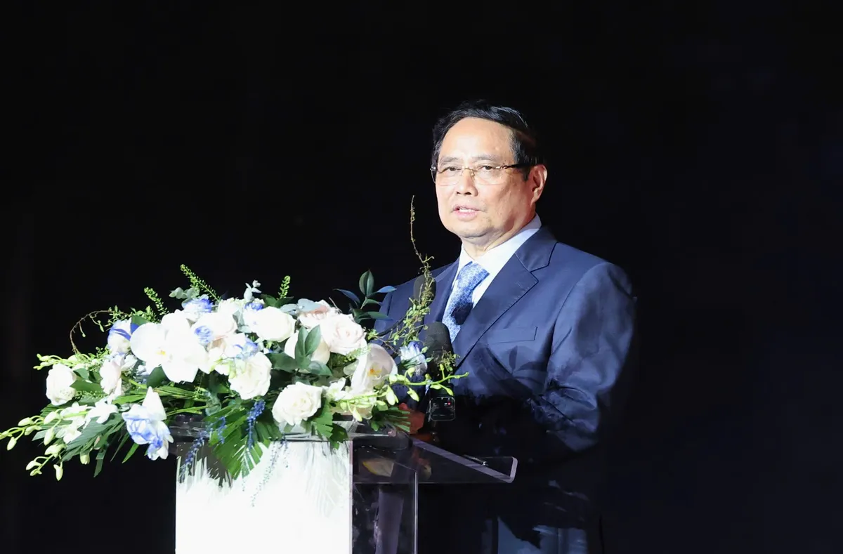 Khai mạc Lễ hội Văn hóa Thế giới tại Hà Nội: Hòa sắc năm châu giữa lòng di sản - Ảnh 1.