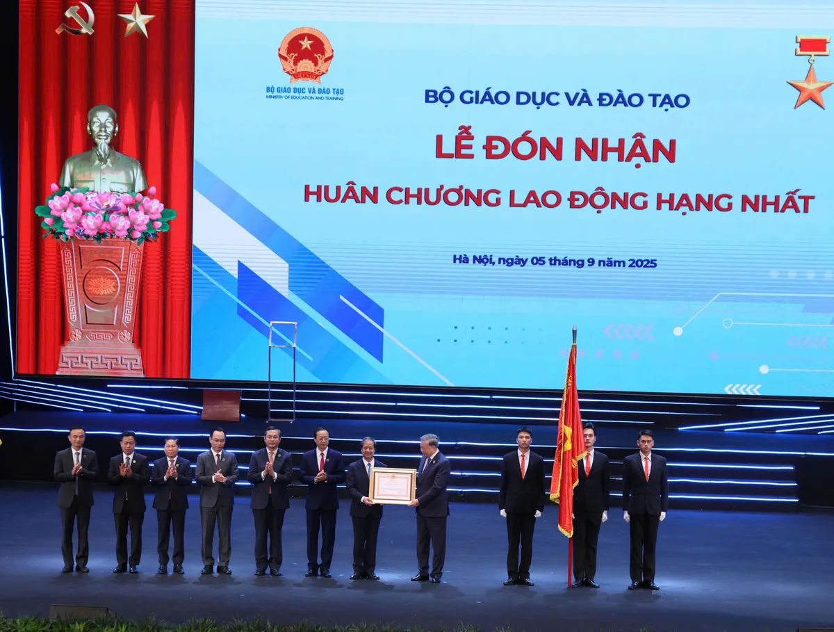 Tổng Bí thư: Giáo dục là động lực then chốt của phát triển đất nước, của tương lai dân tộc - Ảnh 1.