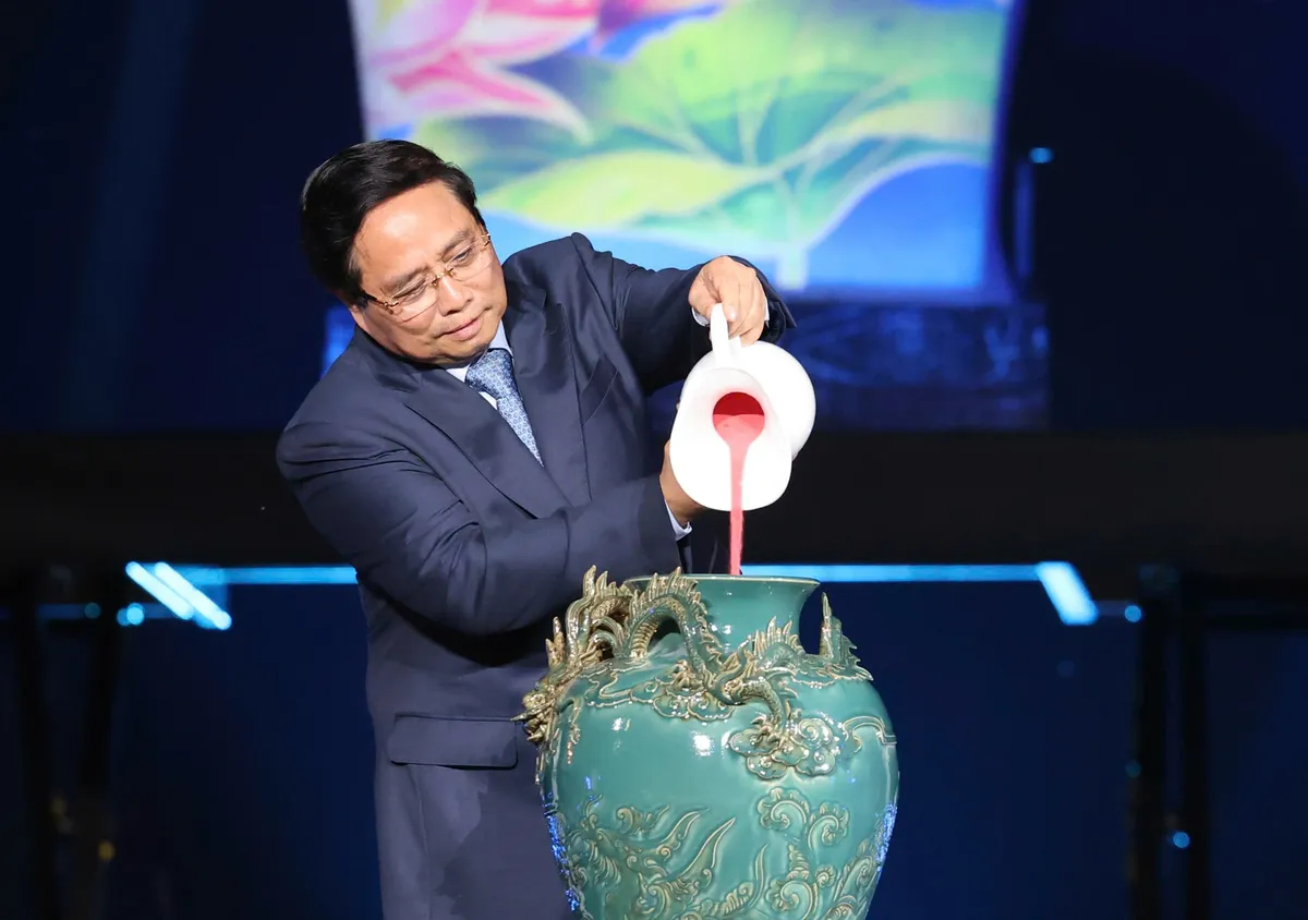 Khai mạc Lễ hội Văn hóa Thế giới tại Hà Nội: Hòa sắc năm châu giữa lòng di sản - Ảnh 3.