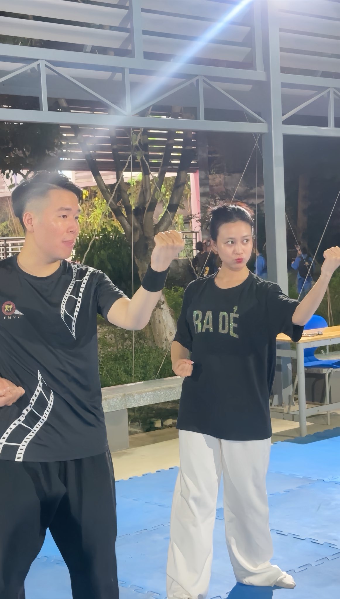 Cách em 1 milimet: Lộ diện dàn diễn viên khi trưởng thành toàn 'cực phẩm'- Ảnh 4.