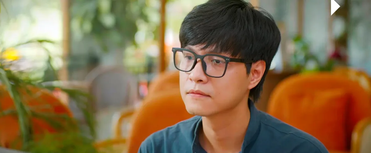 Gió ngang khoảng trời xanh - Tập 23: Đơn ly hôn chưa ráo mực, Lam đã có trai trẻ chăm như công chúa - Ảnh 7.