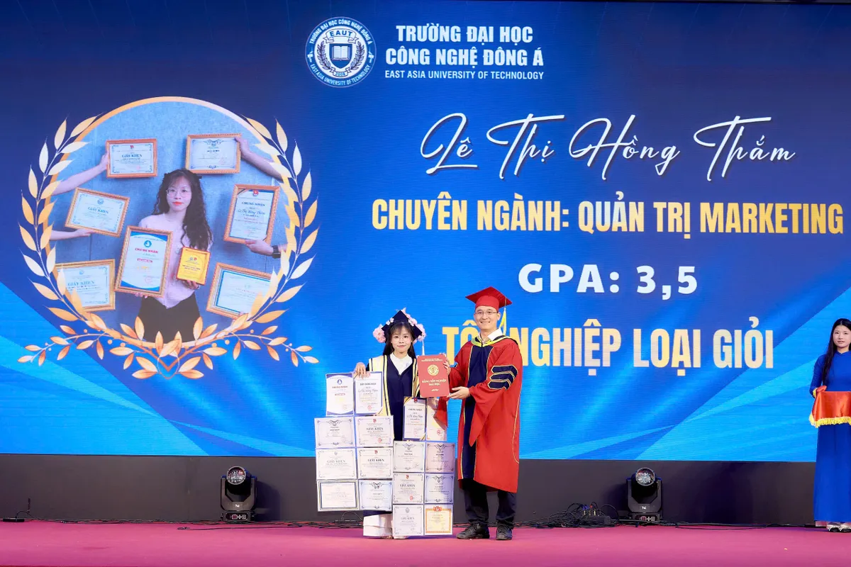 Đại học Công nghệ Đông Á: Gắn đào tạo với thực tiễn, đưa sinh viên đến gần với thị trường lao động - Ảnh 5.