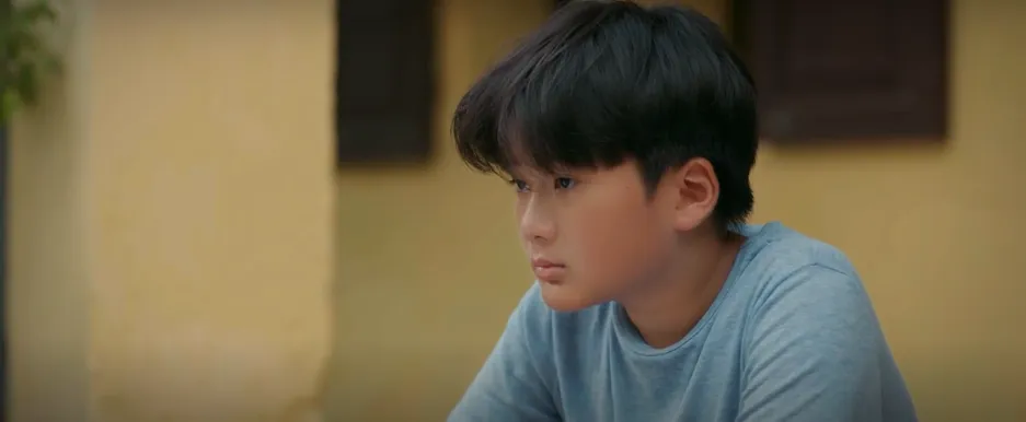 Cách em 1 milimet - Tập 7: Đám trẻ dốc lòng kiếm tiền giúp bạn mổ tim, bài viết của Tú được đăng báo - Ảnh 18.