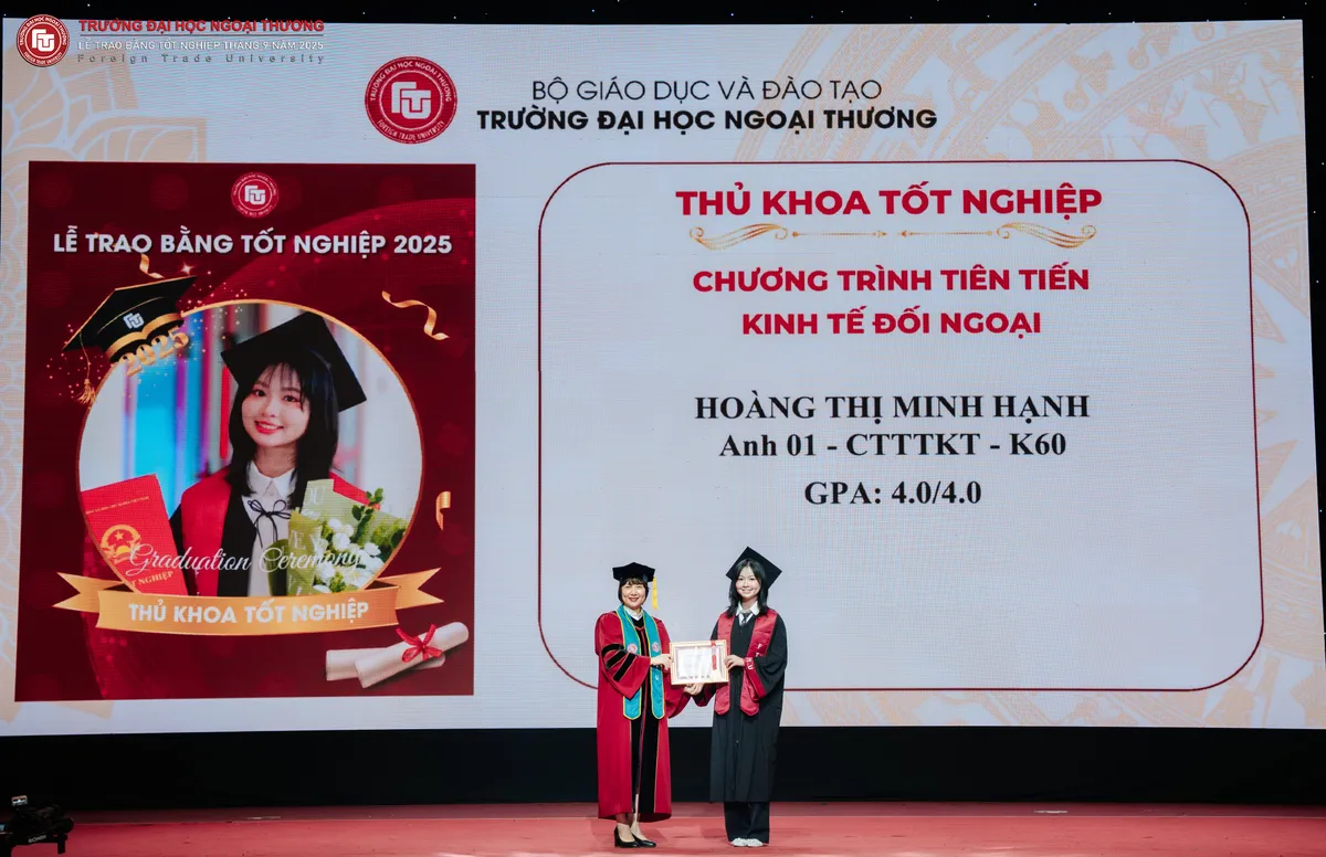 'Mỗi ngày tiến bộ một chút' và hành trình thủ khoa Ngoại thương chạm tới GPA tuyệt đối - Ảnh 1.