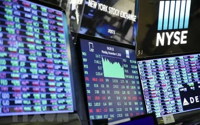 Căng thẳng thương mại gây sức ép lên chứng khoán Mỹ 