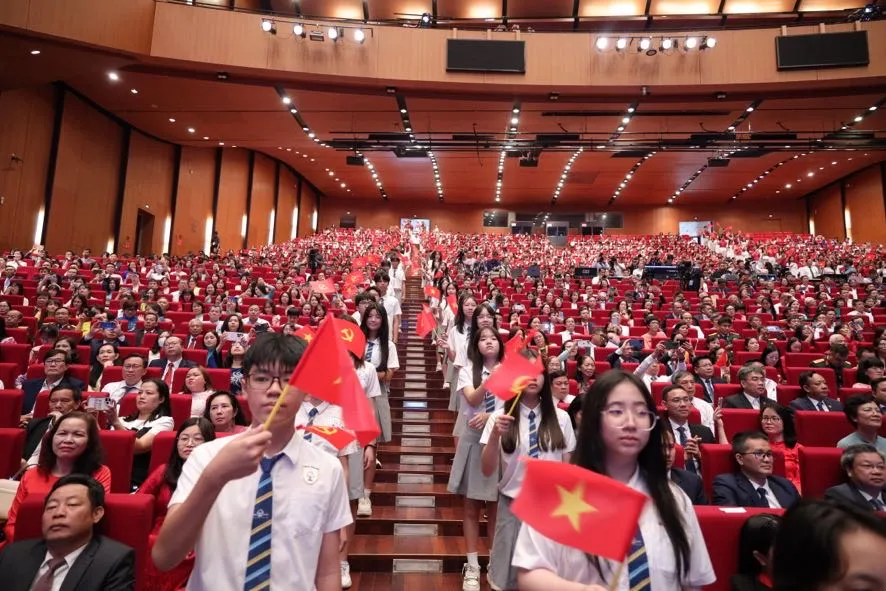 'Học tập, rèn luyện là mệnh lệnh từ trái tim' - Ảnh 2.