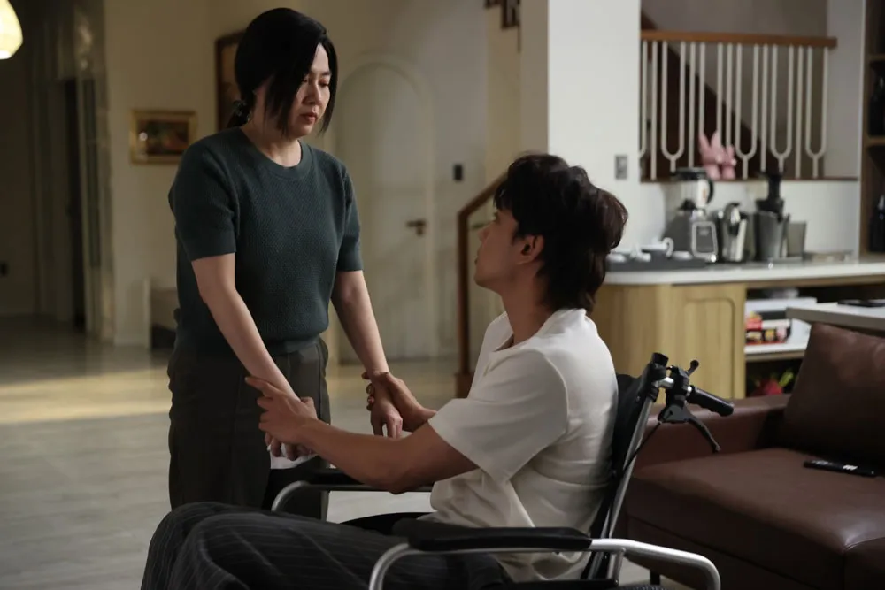 Lê Khánh - Ảnh 2.