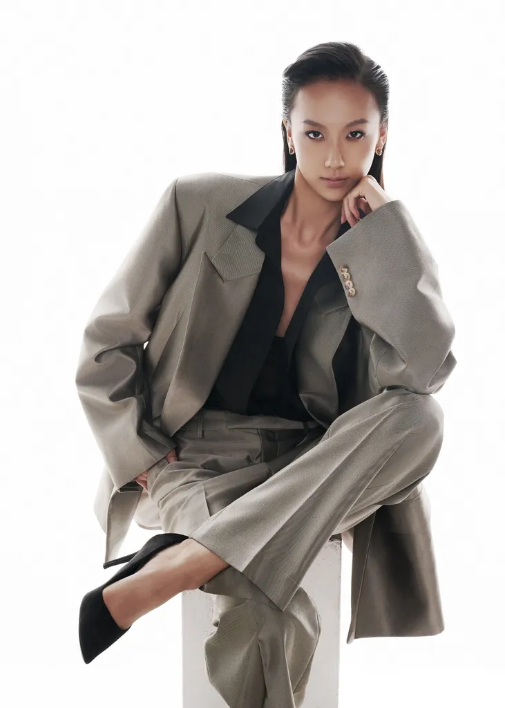 Giang Phùng trở lại, đối đầu với Top 3 trong chung kết Vietnam's Next Top Model 2025 - Ảnh 5.