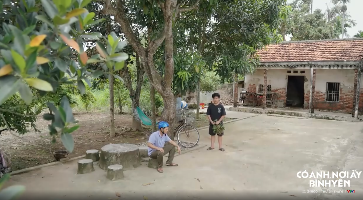 Có anh, nơi ấy bình yên - Tập 38: Hồng Tơ ghen ngược cay đắng - Ảnh 1.