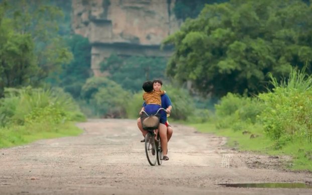 Cách em 1 milimet: Tú đánh nhau với Hoàng cận để bênh Bách, Biên bỏ nhà đi - Ảnh 8.