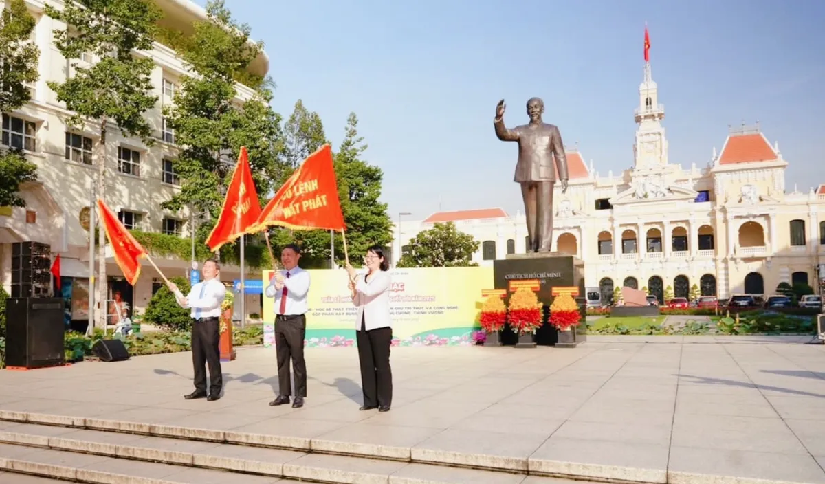 Tuần lễ hưởng ứng học tập suốt đời 2025: Học để làm chủ tri thức- Ảnh 3.