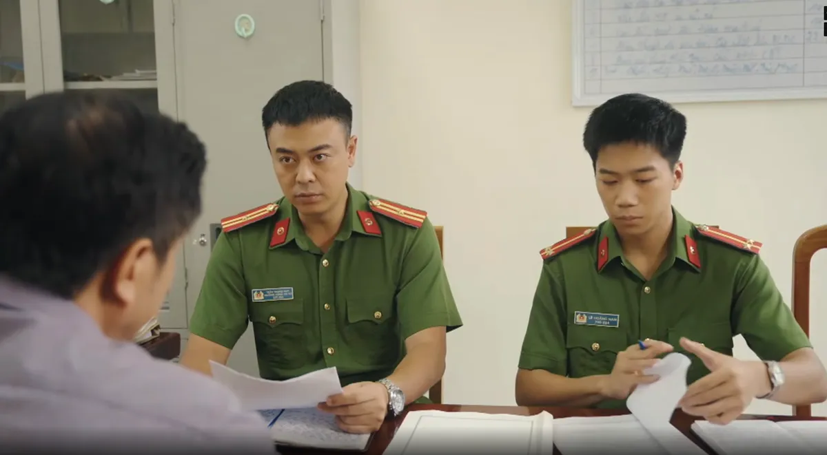 Có anh, nơi ấy bình yên - Tập 41: Hồng Phát bị bắt, Xuân vào đường cùng - Ảnh 1.