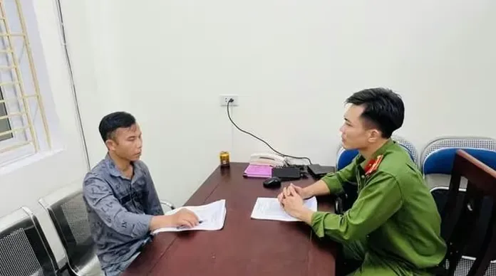 Lợi dụng mưa lũ để trộm cắp xe máy của người dân ở Hà Tĩnh - Ảnh 1.