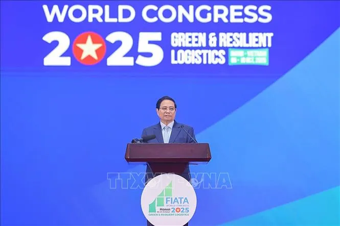 Thủ tướng Phạm Minh Chính: Thực hiện 5 đẩy mạnh để phát triển logistics toàn cầu theo hướng xanh, số và bền vững - Ảnh 1.