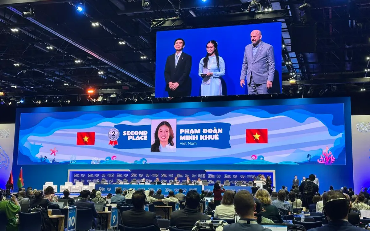 Em Phạm Đoàn Minh Khuê, lớp 10C2 trường THPT Chuyên Lê Quý Đôn, quận Sơn Trà, TP. Đà Nẵng đã xuất sắc đạt Giải Nhì Quốc tế.