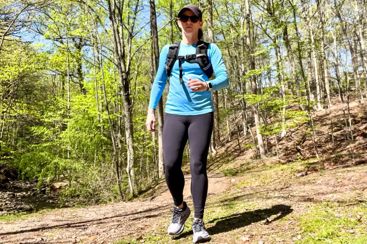 Hiệu quả của việc mặc áo vest tạ khi tập thể dục- Ảnh 2.