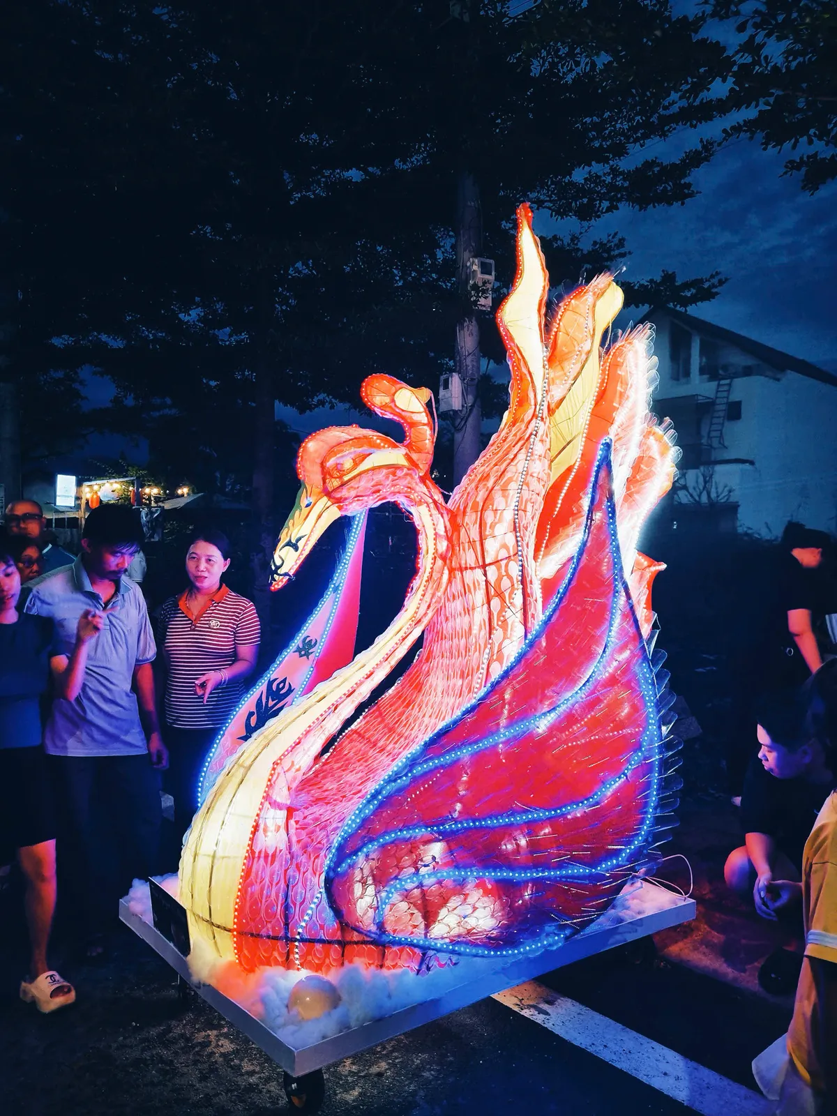 Khánh Hoà: Sắc màu lồng đèn truyền thống ở thành cổ Diên Khánh- Ảnh 7.